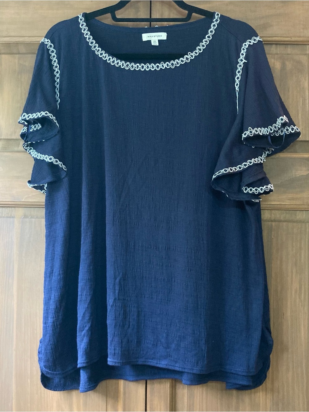 Max Studio Textured Navy Blue Top with Flutter Sleeves 2X